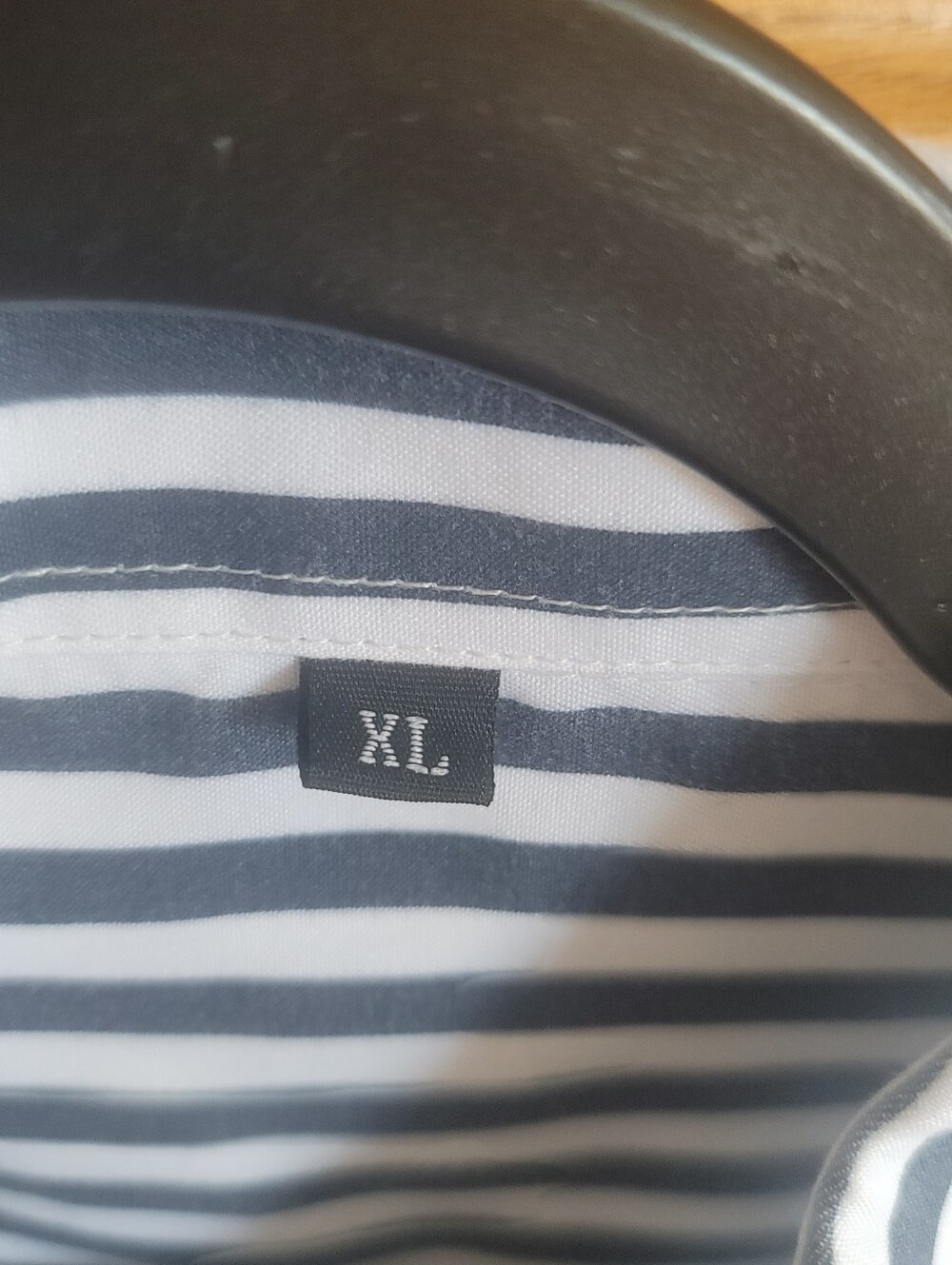 Men's Blue and White Vertical Stripe Dress Shirt / Button Down Collar - Picture 2 of 7